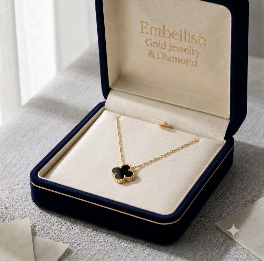 18k Gold Jade Clover Black Necklace
