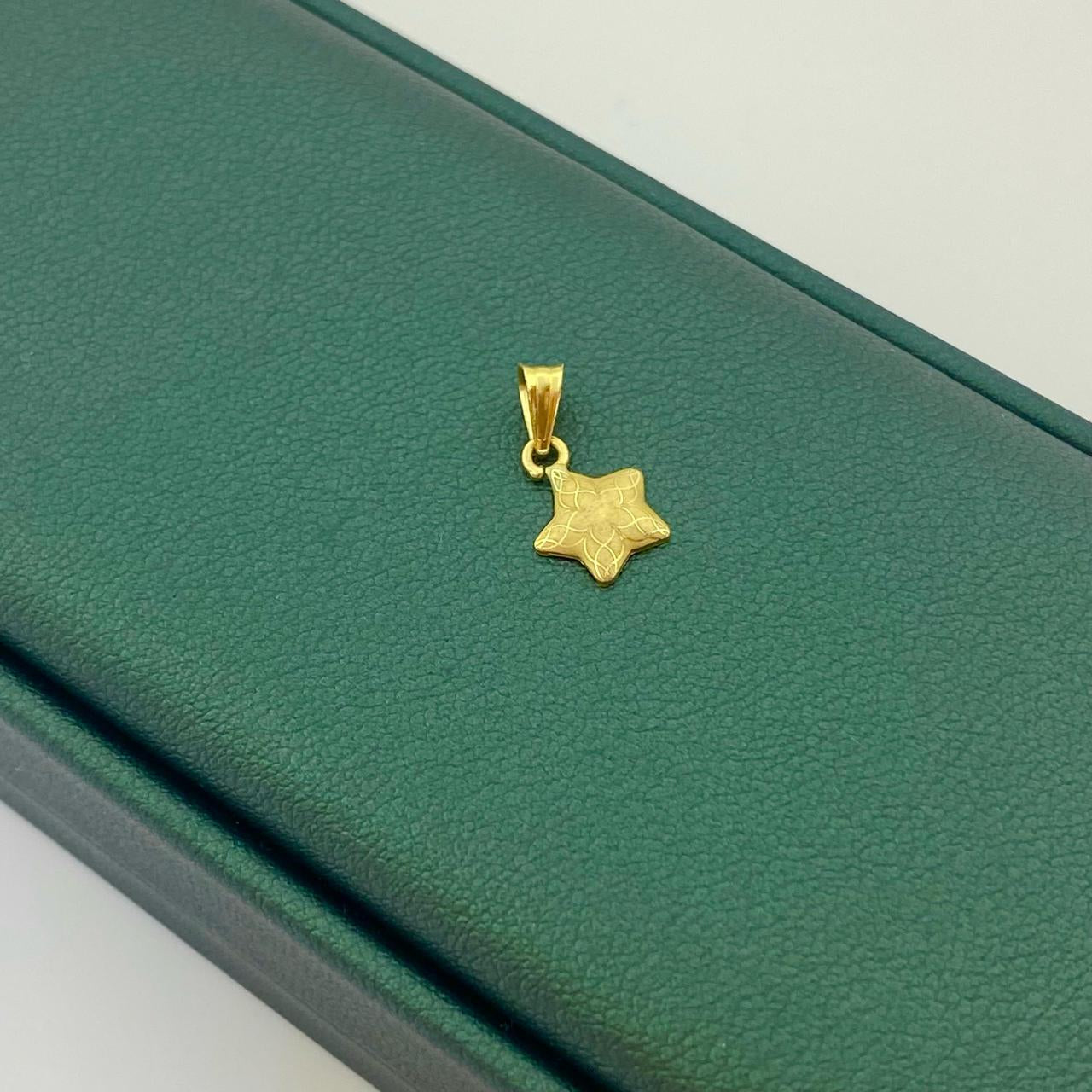 18k Gold Star Style 101 Pendant