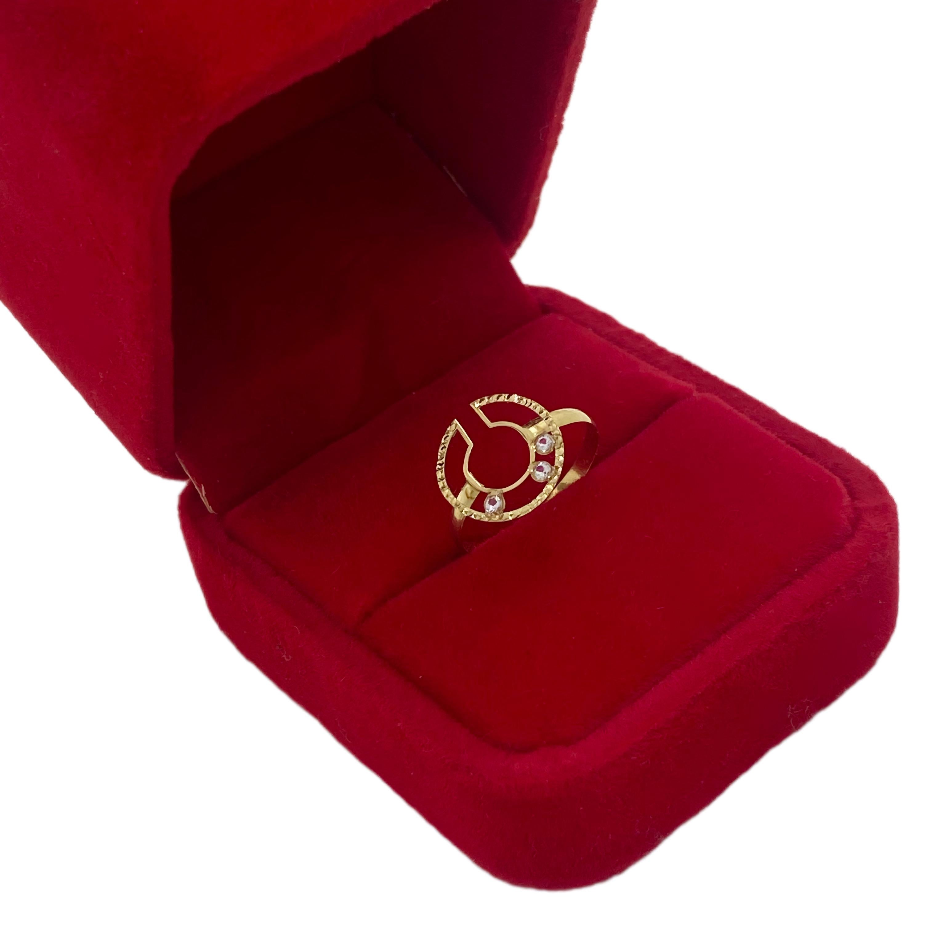 18K Real Gold 3 Stone Circle Cut Ring