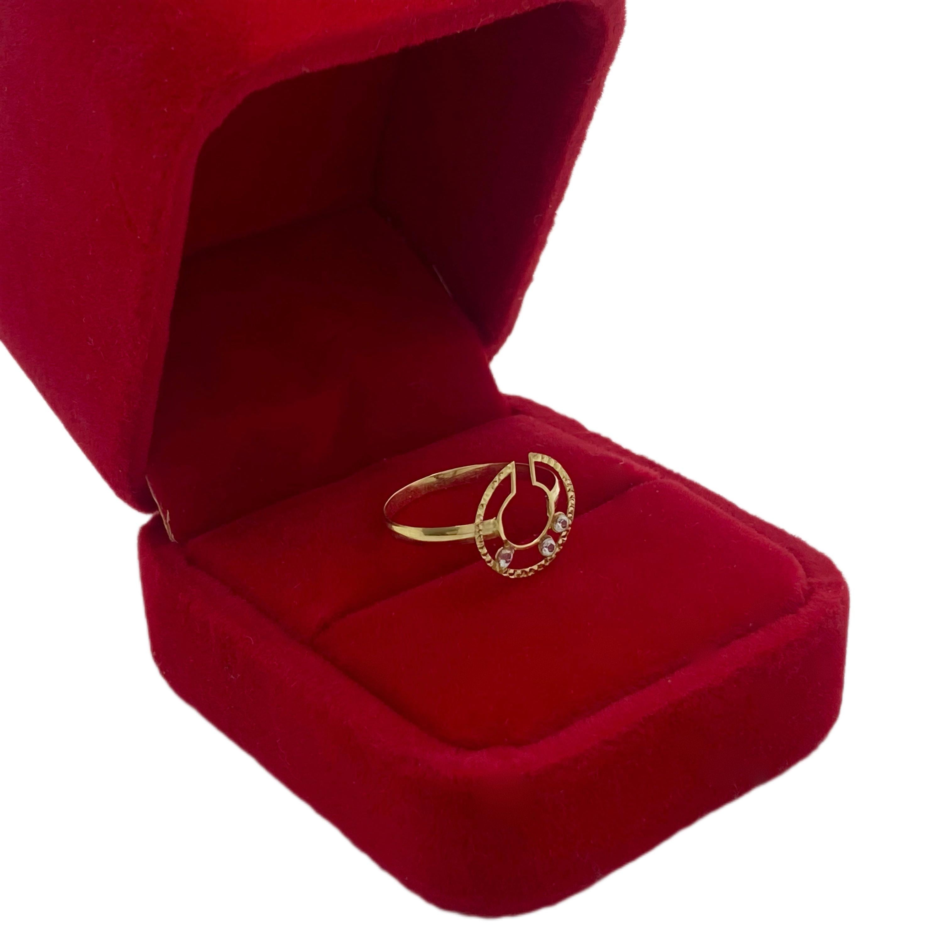 18K Real Gold 3 Stone Circle Cut Ring