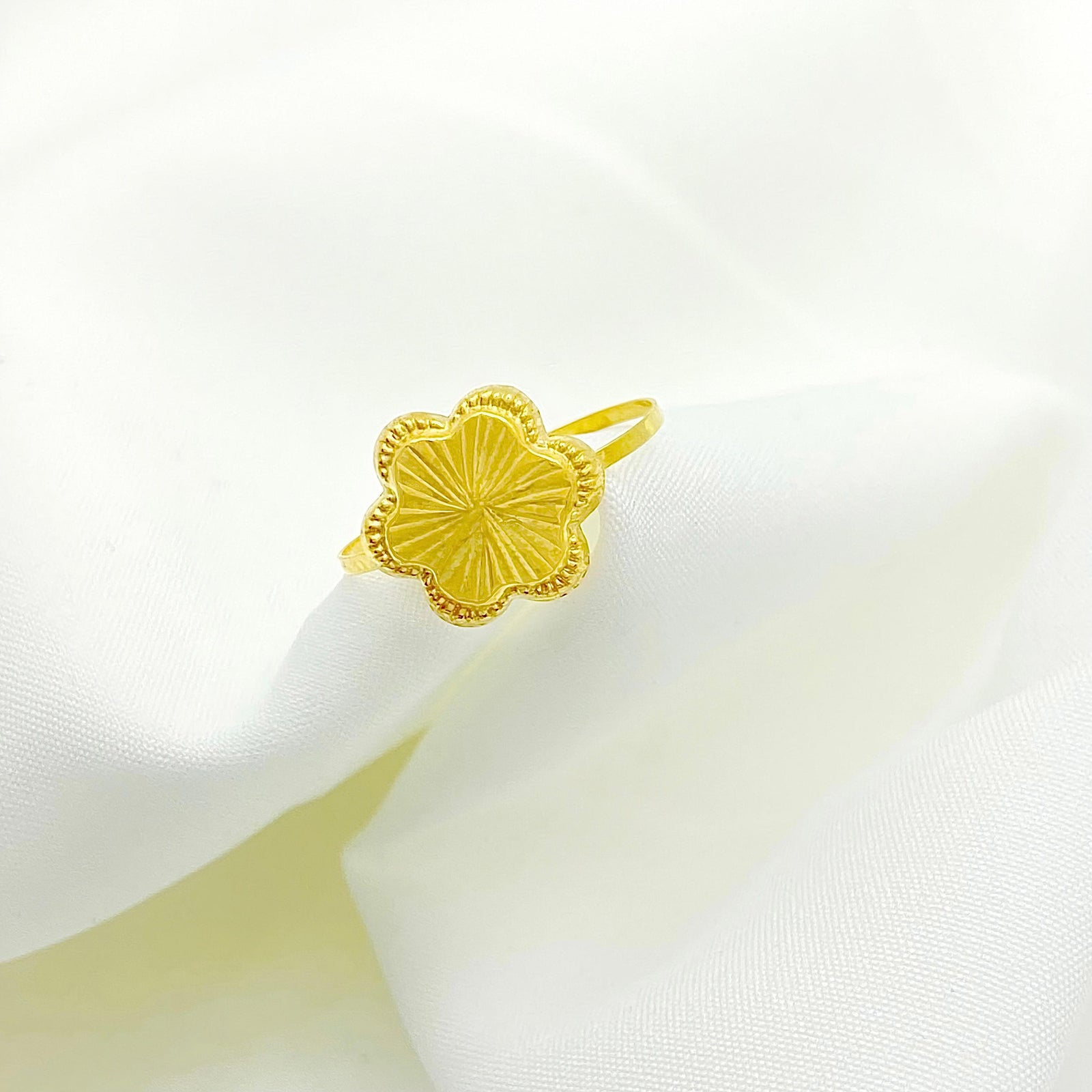 18k Gold Flower Lines Rings - 18k Gold Ring - Embellish Gold