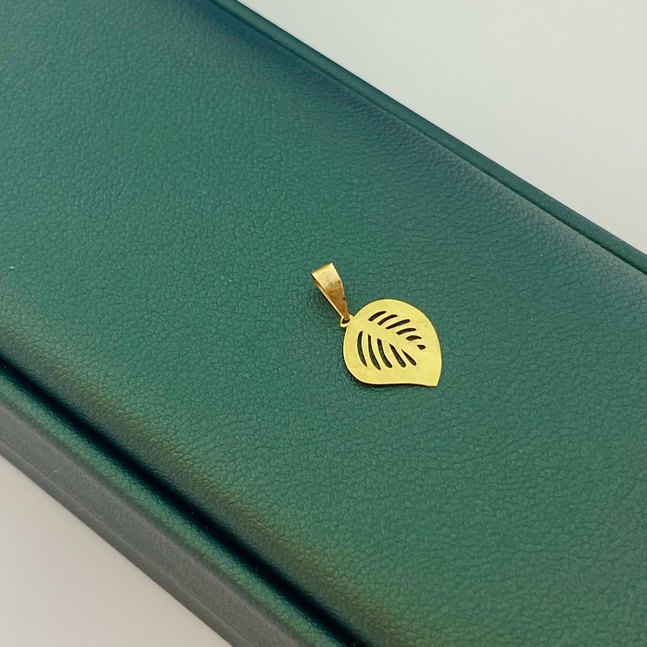 18k Gold Leaf Pendant