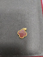 18k Gold Jade Clove Pendant