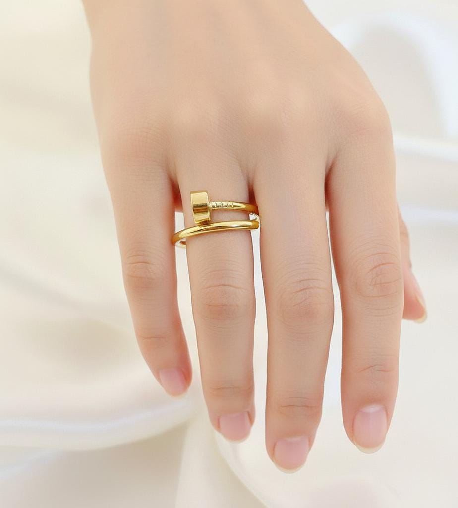 18k Gold Nail Ring