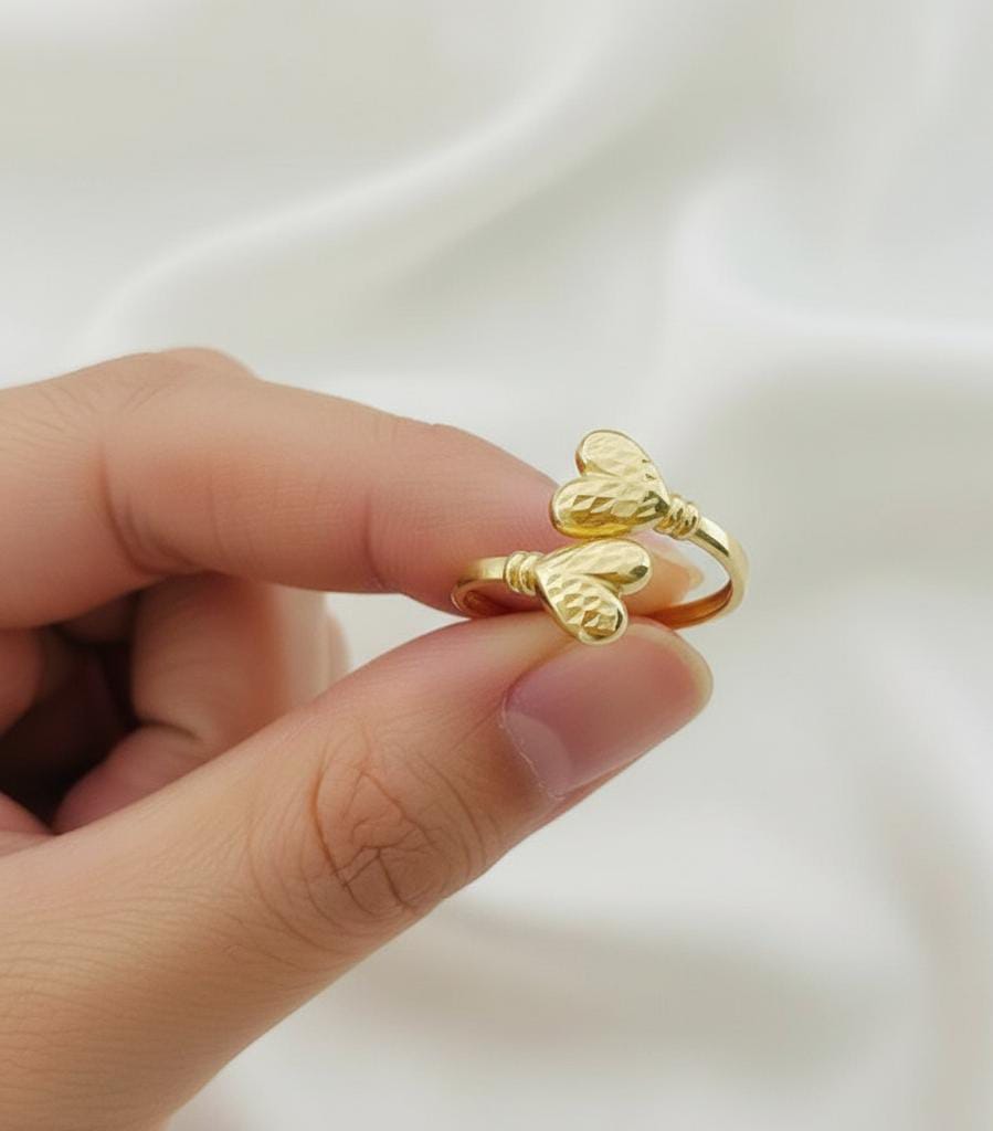 18k Gold Double Edge Heart Ring