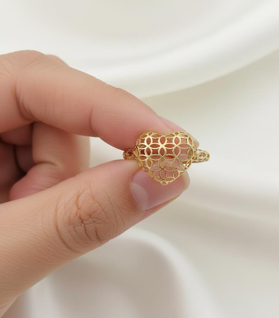 18k Gold Heart Money Ring - 18k Gold Ring - Embellish Gold