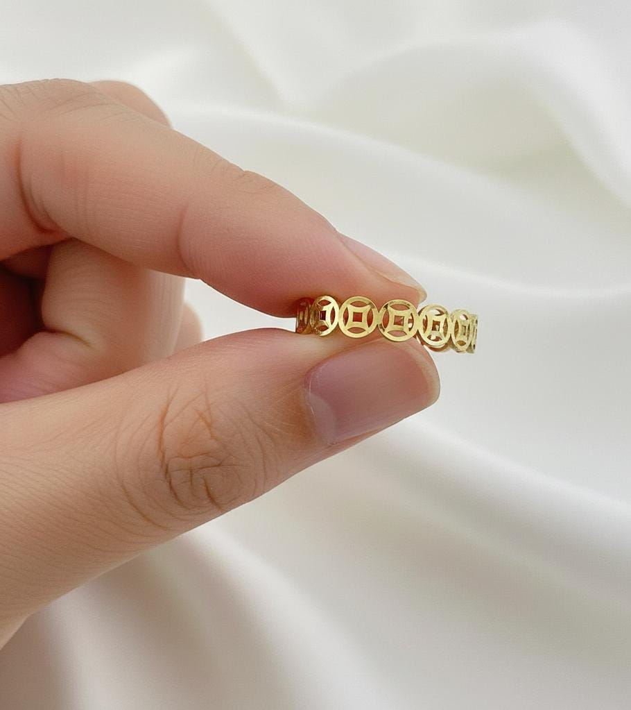 18k Gold Money Ring - 18k Gold Ring - Embellish Gold