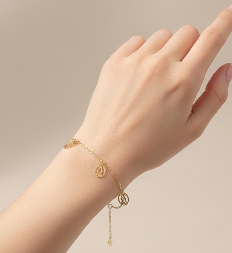 18K Real Gold Alpha 5 Pendant Bracelet