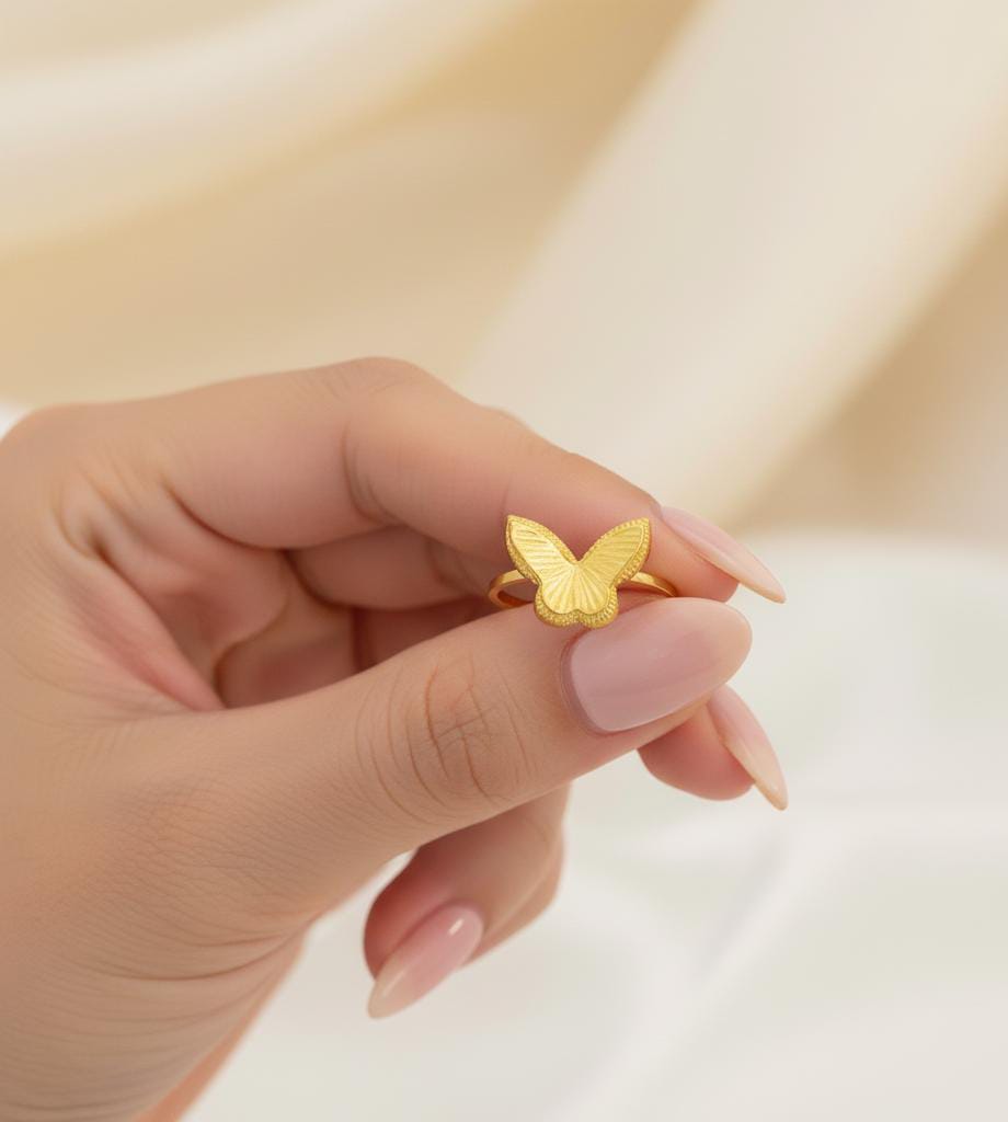 18k Gold Butterfly Line Ring