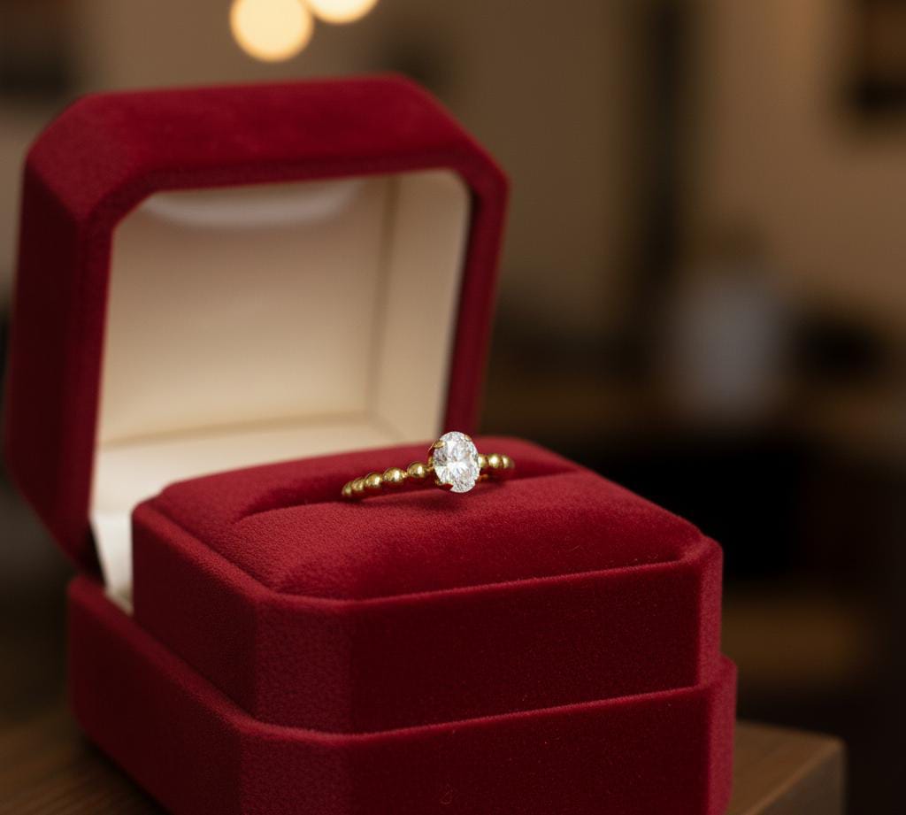 18k Gold Solid Balls with Stone Ring