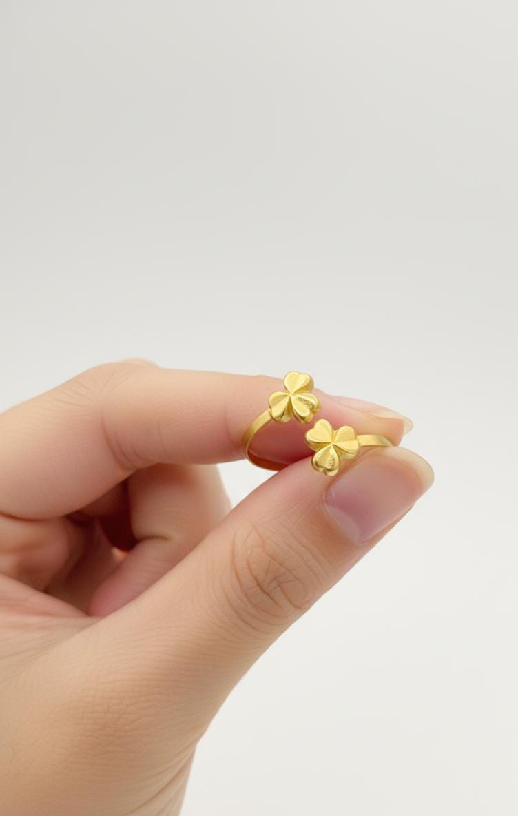18k Gold 2 Flowers Ring - Festive Collection - Embellish Gold