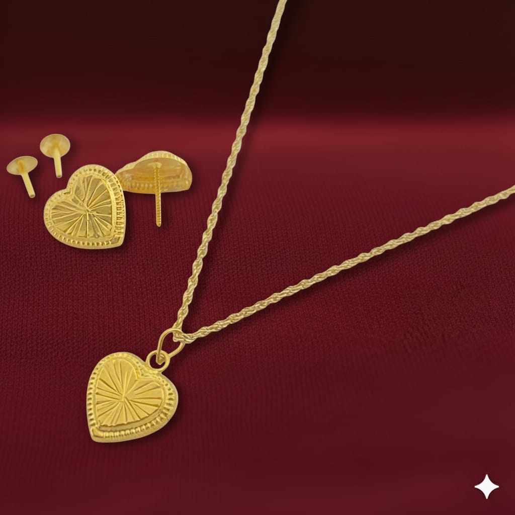 18k Gold Heart Lines Jewelry Set
