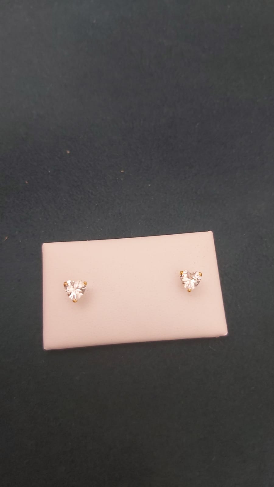 18k Gold Diamond Heart Earrings
