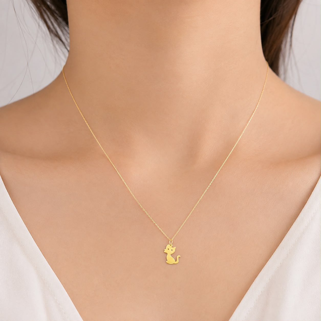 18k Gold Cat Necklace