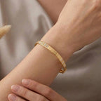 18k Gold Maze Tri Color Line Bangle - 18k Gold Bangle - Embellish Gold Jewelry & Diamond