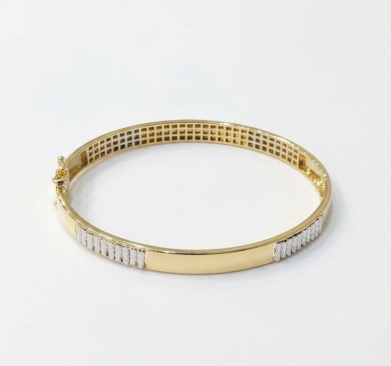 18k Gold White Line Bangle - 18k Gold Bangle - Embellish Gold Jewelry & Diamond