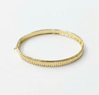 18k Gold Line Flat Bangle - 18k Gold Bangle - Embellish Gold Jewelry & Diamond
