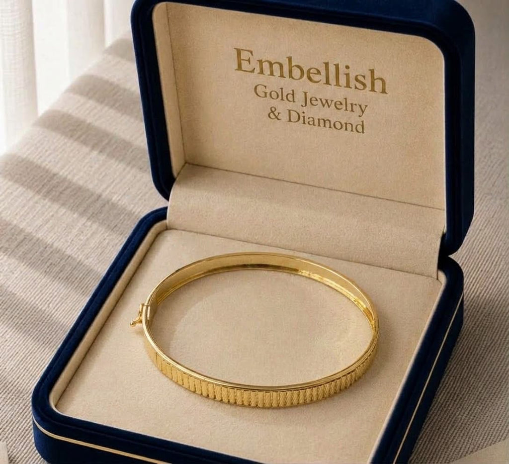 18k Gold Line Flat Bangle - 18k Gold Bangle - Embellish Gold Jewelry & Diamond