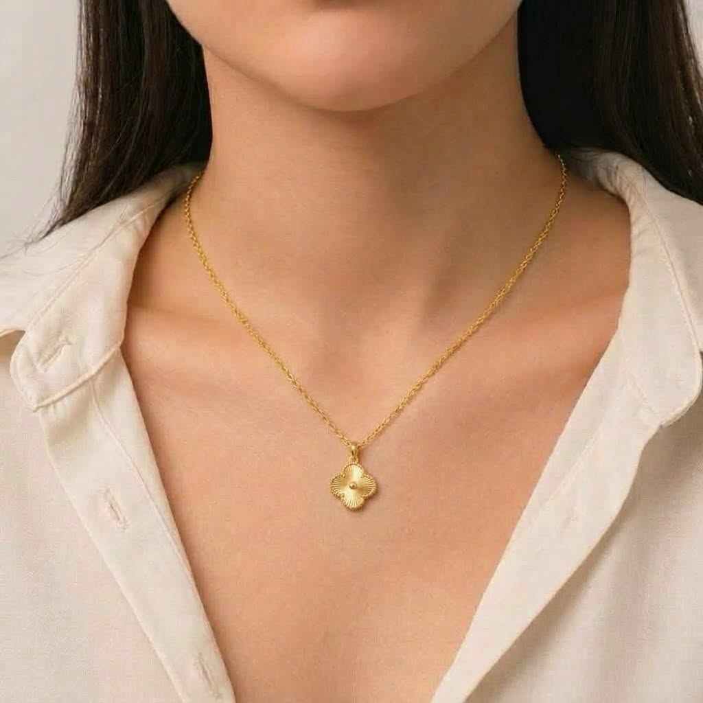 18k Gold Clover Inspired Necklace - 18k Gold Necklace - Embellish Gold Jewelry & Diamond