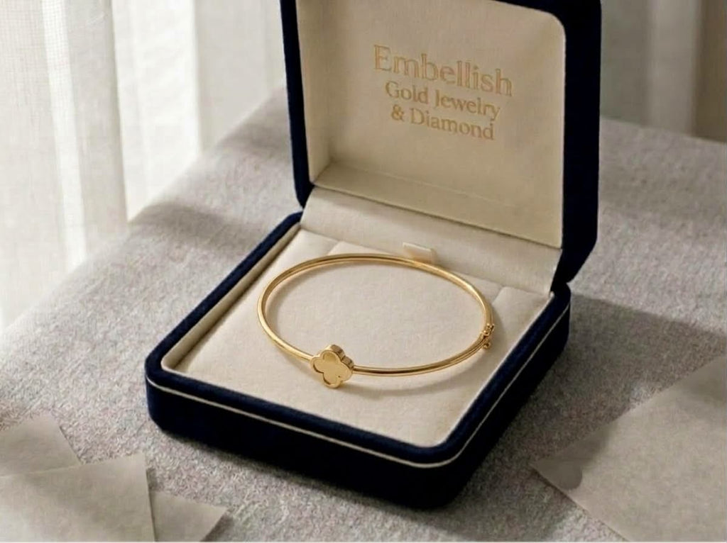 18k Gold Premium Clover Bangle - 18k Gold Bangle - Embellish Gold Jewelry & Diamond