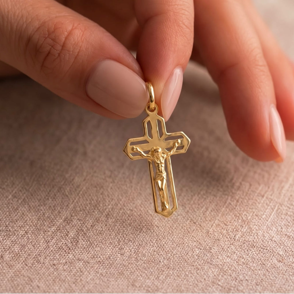 18k Gold Jesus Christ Inspired Pendant - 18k Gold Pendant - Embellish Gold Jewelry & Diamond