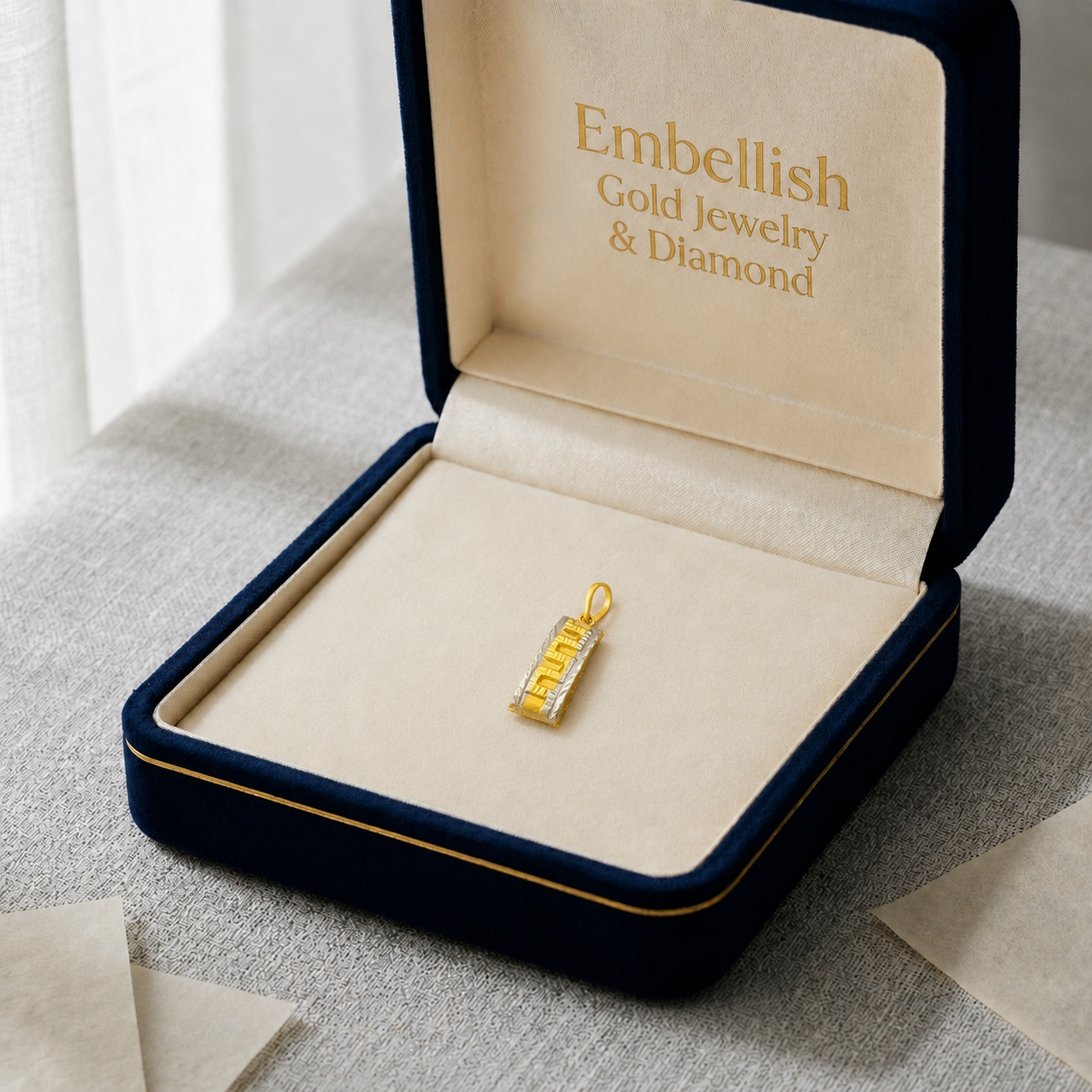 18k Gold Maze Pendant