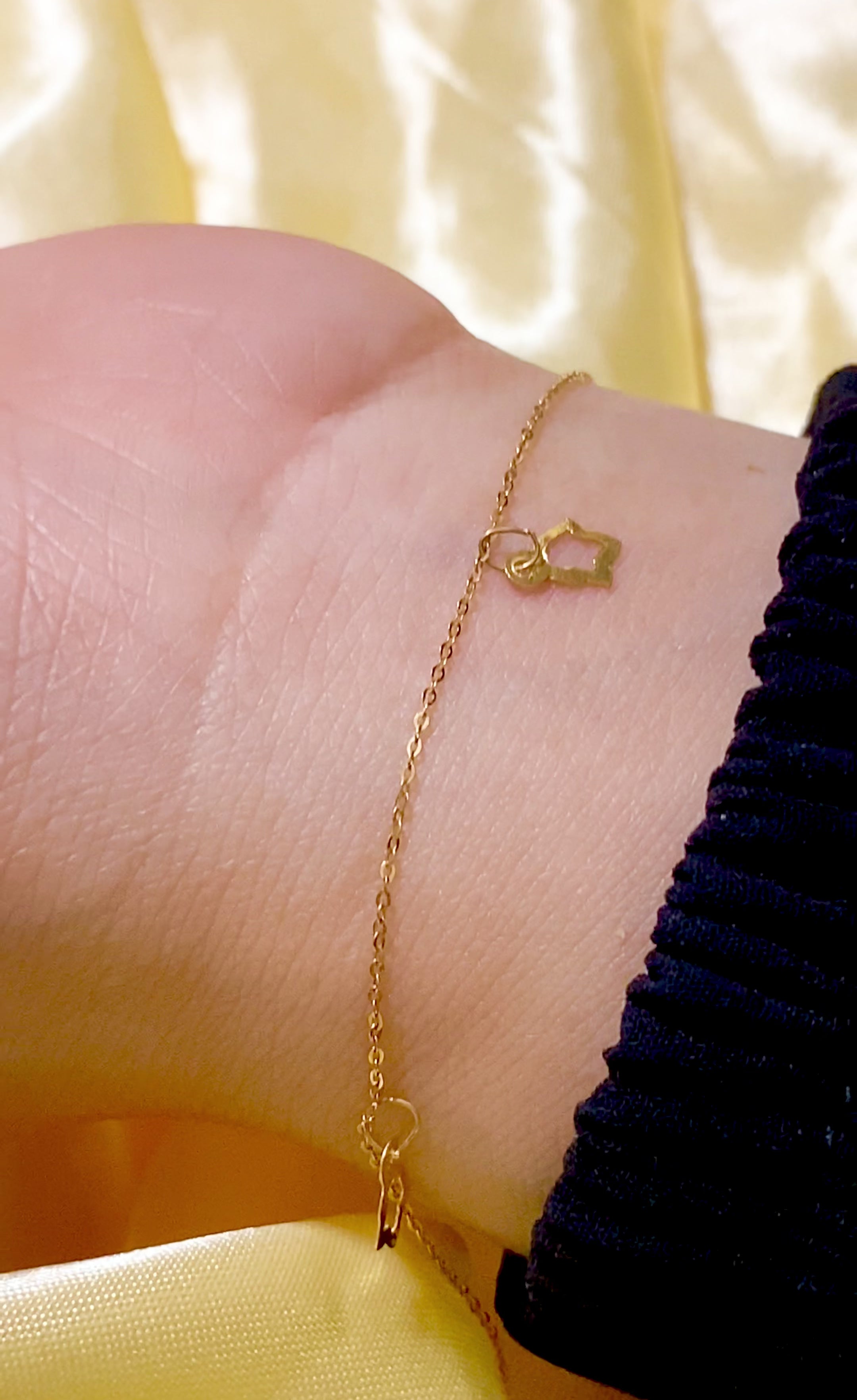 18K Gold 3 Palm Bracelet