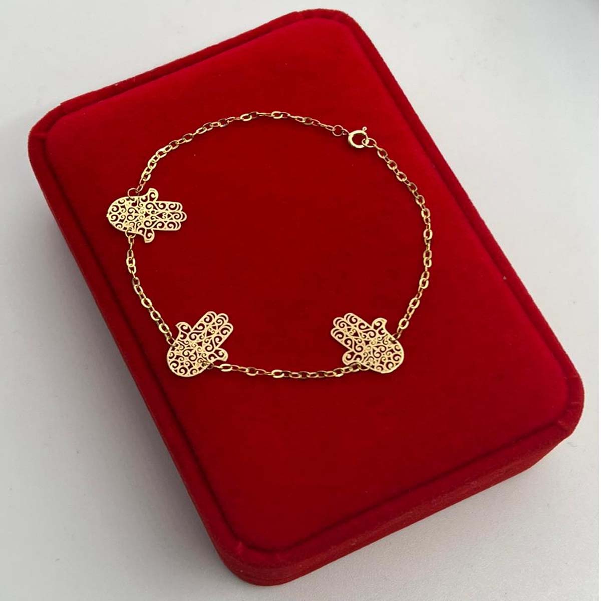 18k Real Saudi Gold 3 Hamsa Pendant Bracelet 010