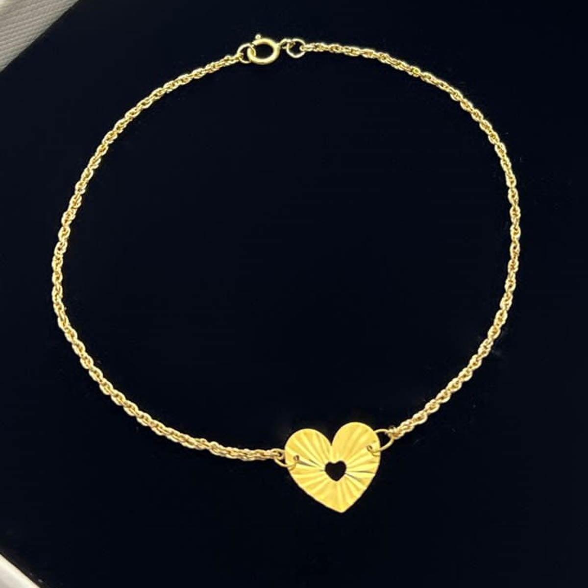 18k Real Saudi Gold Single Heart Bracelet 084