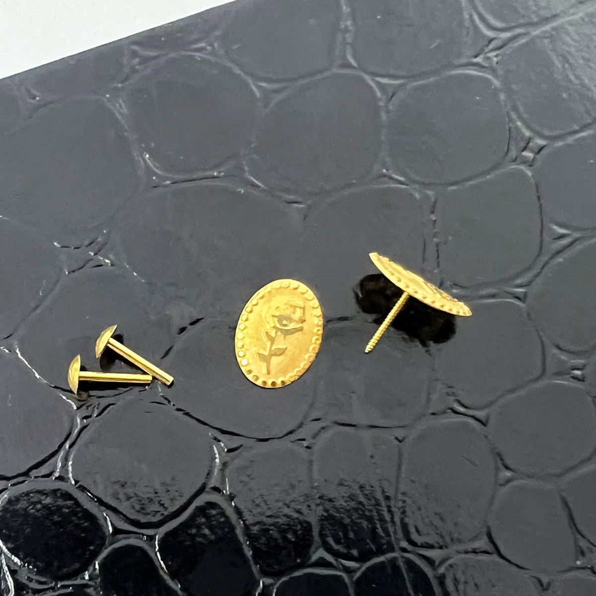 18k Real Saudi Gold Rose Screw Earrings 035
