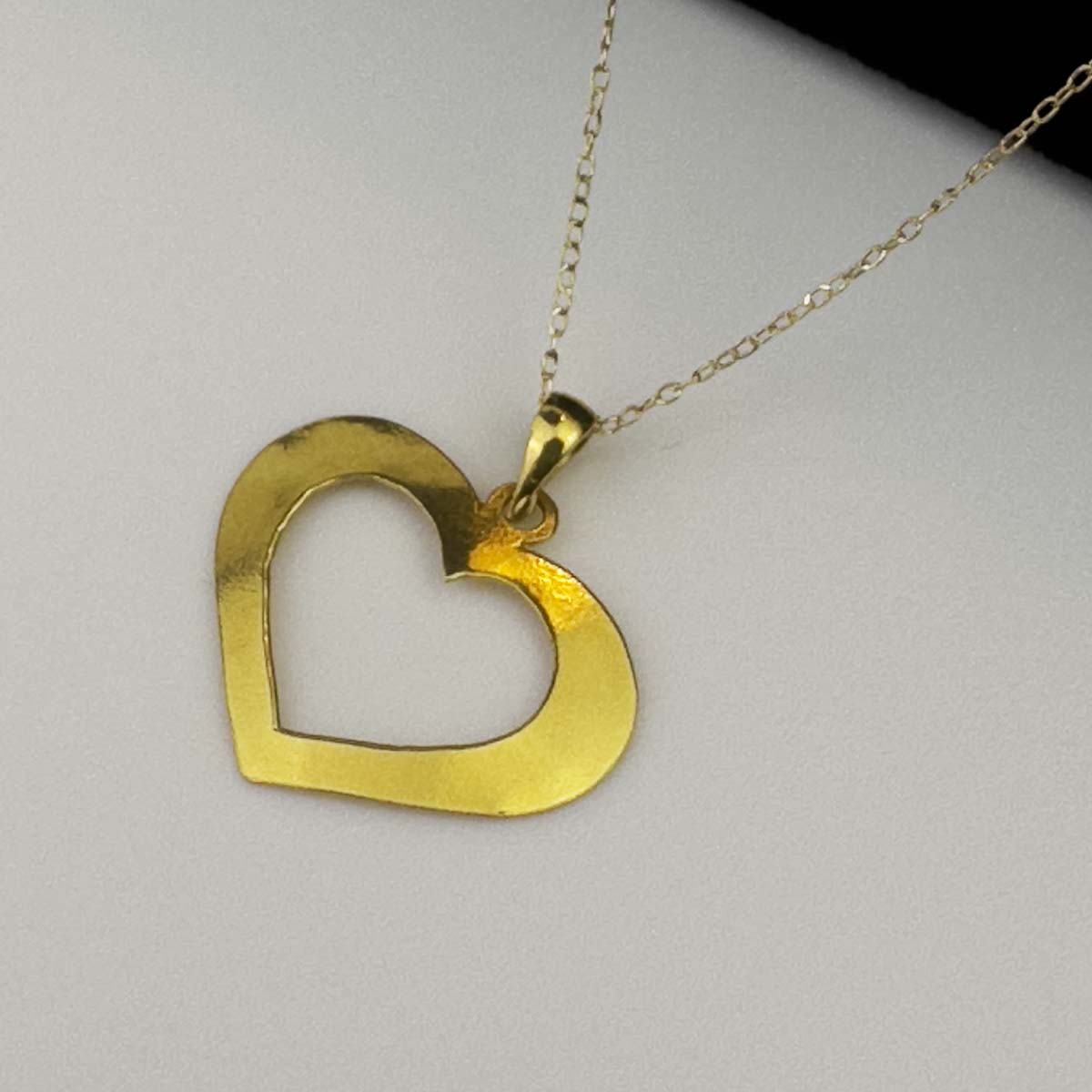 18K Real Saudi Gold Heart Necklace 024