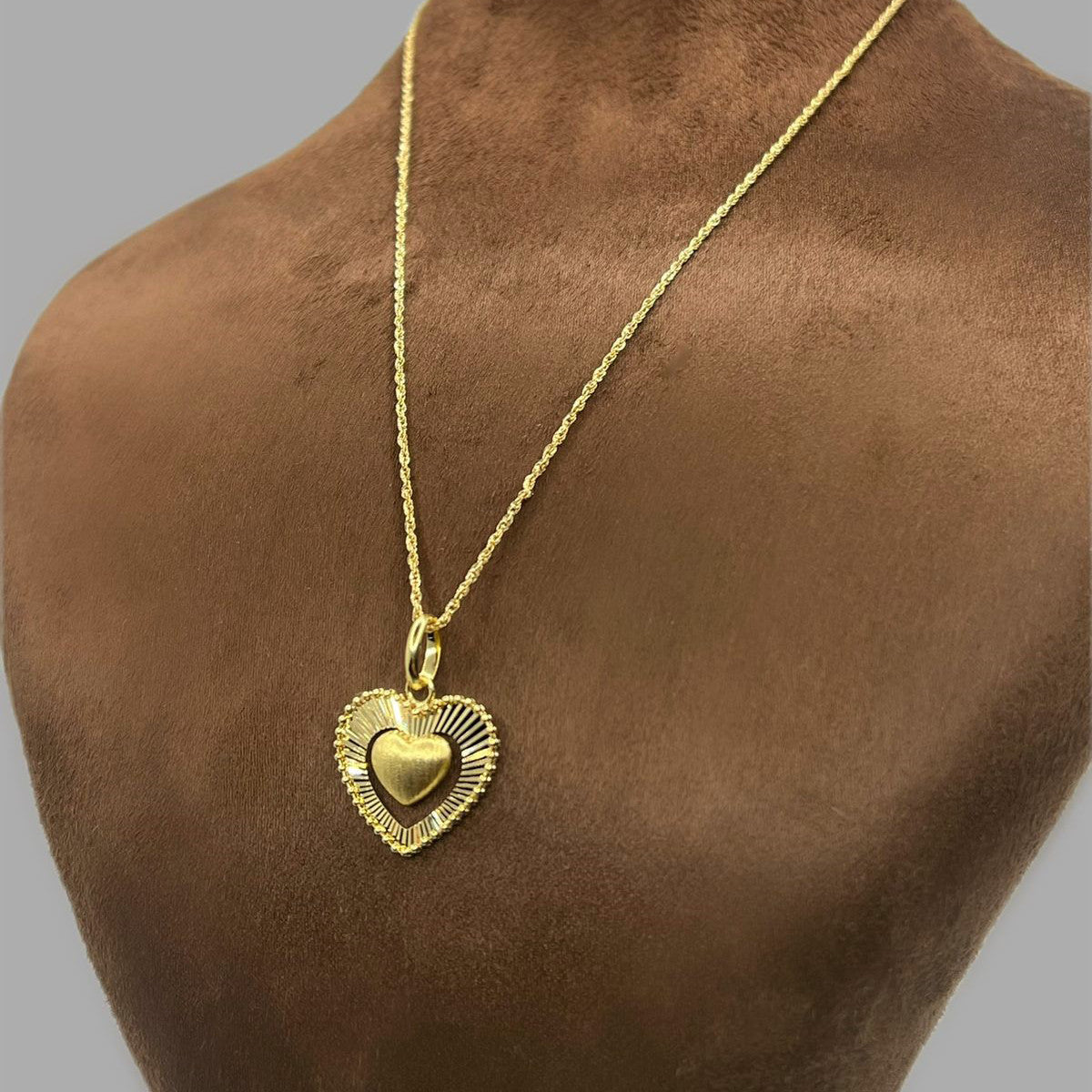 18k Real Saudi Gold Rope Heart Necklace 094