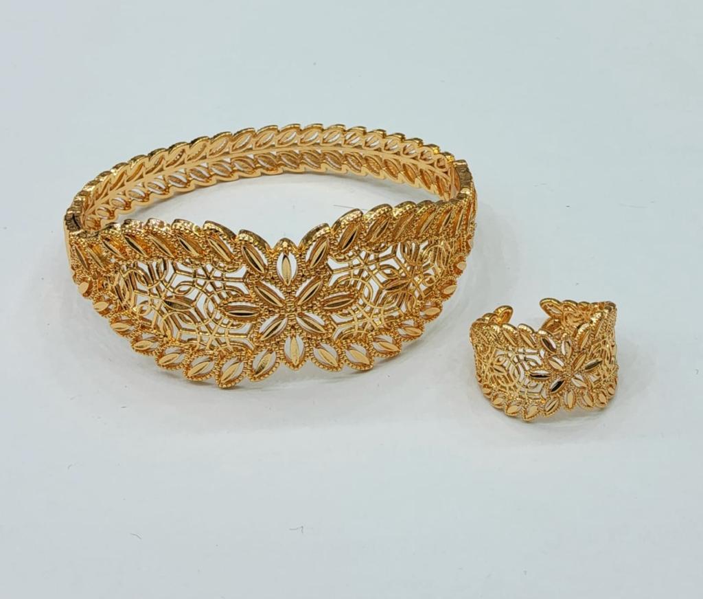 18K Real Saudi Gold Ethiopian Bangle And Ring 161 ‚Äì A Cultural Fusion in Gold Bangles for Women - Embellish Gold