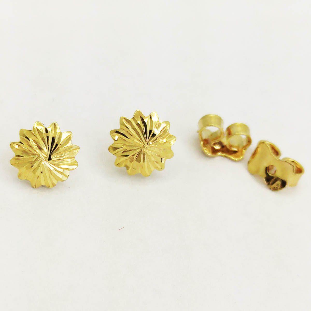 18K Gold Saudi Gold Flower Earrings 1.43