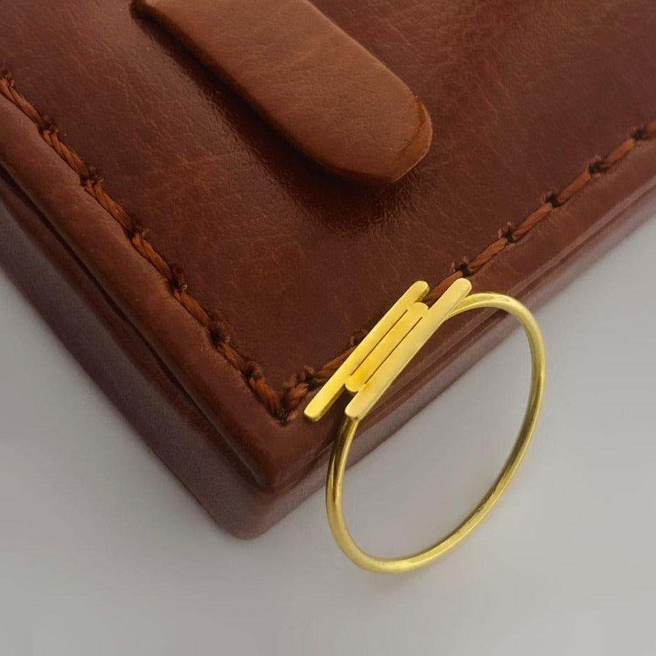 18K Real Saudi Gold Vertical Ring 139 - Festive Collection - Embellish Gold