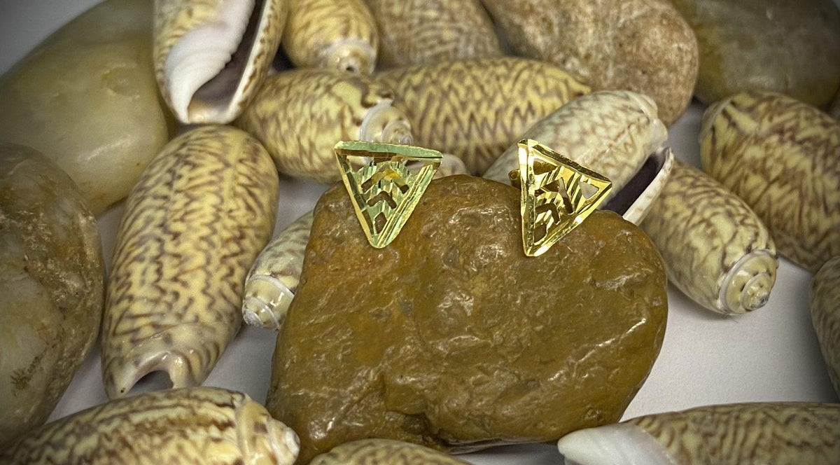 18K Gold Egyptian Earring 1.009 - Embellish Gold